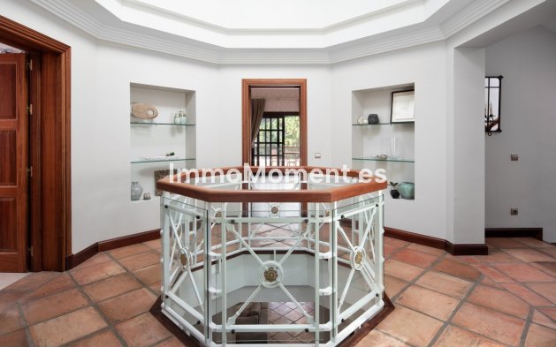 Wiederverkauf - Villa - Marbella - Marbella Centro