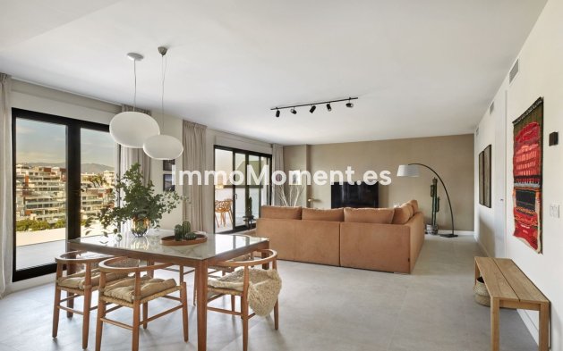 Revente - Appartement - Estepona  - Estepona Centro