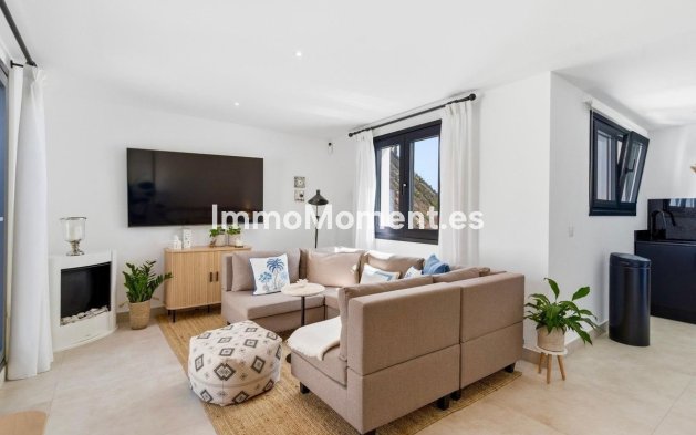Resale - Townhouse - Estepona - Estepona Centro