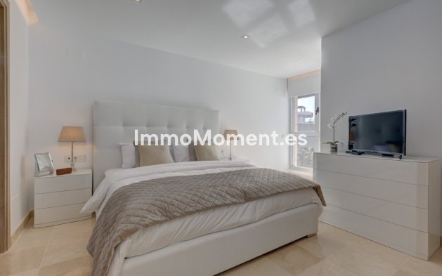 Wiederverkauf - Wohnung - Marbella - Nueva Andalucía