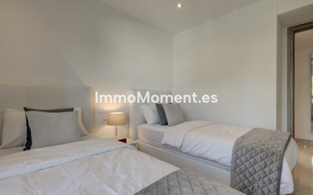 Wiederverkauf - Wohnung - Marbella - Nueva Andalucía