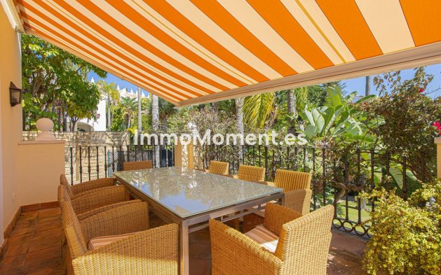 Resale - Villa - El Paraiso - New Golden Mile