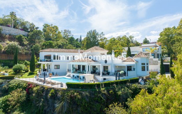 Resale - Villa - Benahavís - Benahavís Centro