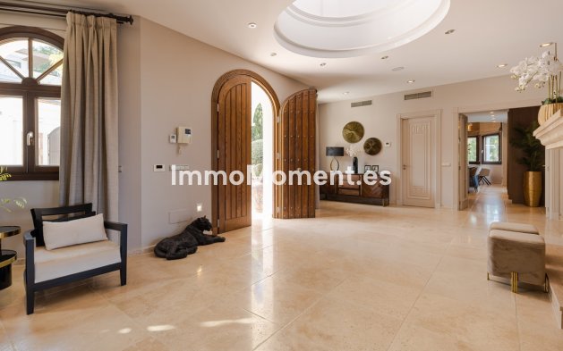 Resale - Villa - Benahavís - Benahavís Centro