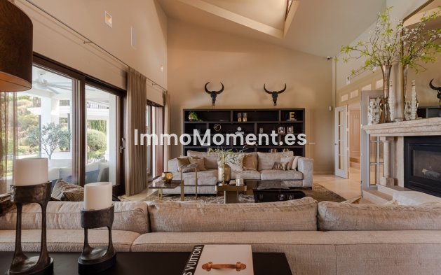 Resale - Villa - Benahavís - Benahavís Centro