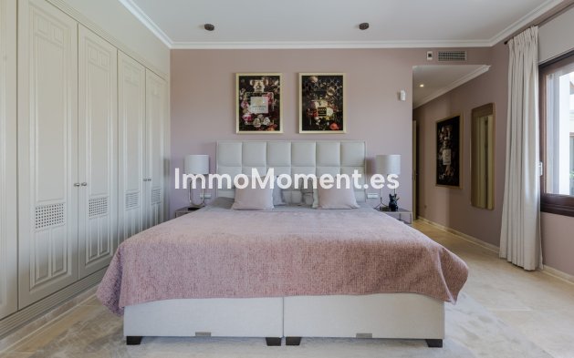 Resale - Villa - Benahavís - Benahavís Centro