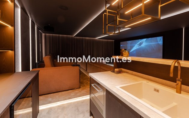 Resale - Villa - Benahavís - Benahavís Centro