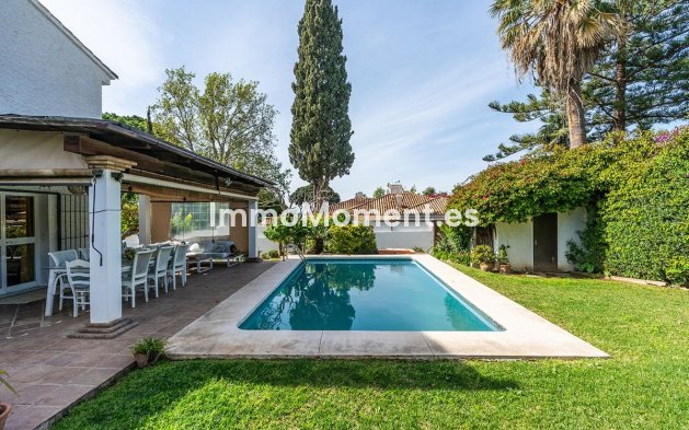 Revente - Villa - Marbella - Río Real