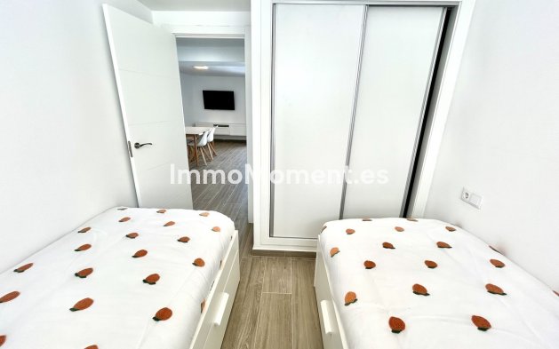 Wiederverkauf - Villa - Orihuela - Villamartin