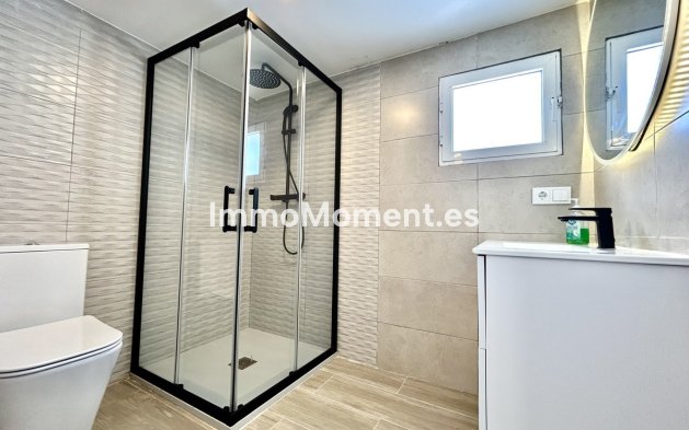 Wiederverkauf - Villa - Orihuela - Villamartin