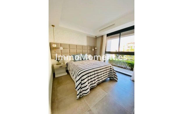 Resale - Apartment - Estepona - New Golden Mile