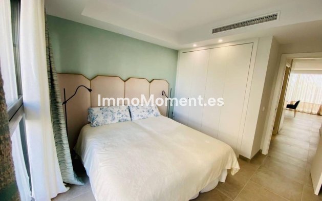 Resale - Apartment - Estepona - New Golden Mile