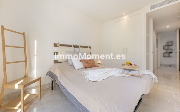 Resale - Apartment - Manilva