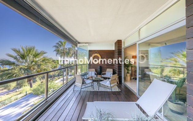 Resale - Apartment - Manilva