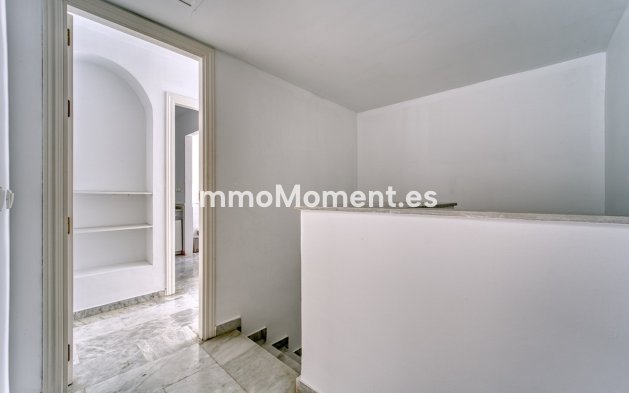 Wiederverkauf - Wohnung - Marbella - Guadalmina Baja