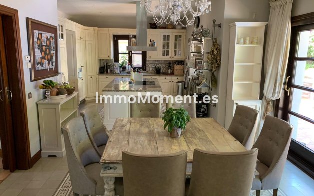 Revente - Villa - Marbella - Sierra Blanca