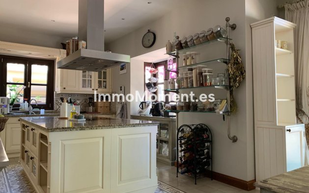 Revente - Villa - Marbella - Sierra Blanca