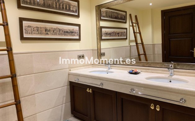 Revente - Villa - Marbella - Sierra Blanca