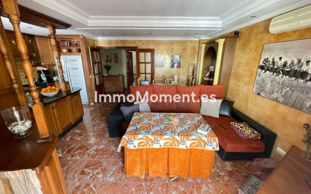 Revente - Appartement - Estepona  - Estepona Centro
