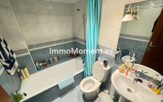 Revente - Appartement - Estepona  - Estepona Centro