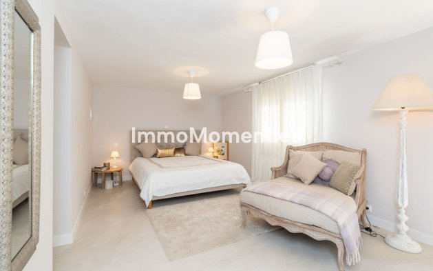 Resale - Villa - Marbella - San Pedro de Alcántara