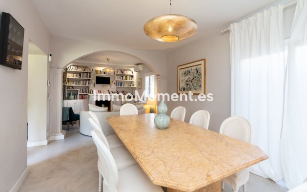 Resale - Villa - Marbella - San Pedro de Alcántara