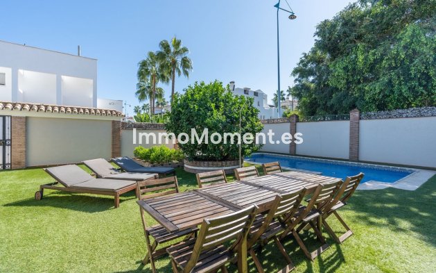 Resale - Villa - Marbella - San Pedro de Alcántara