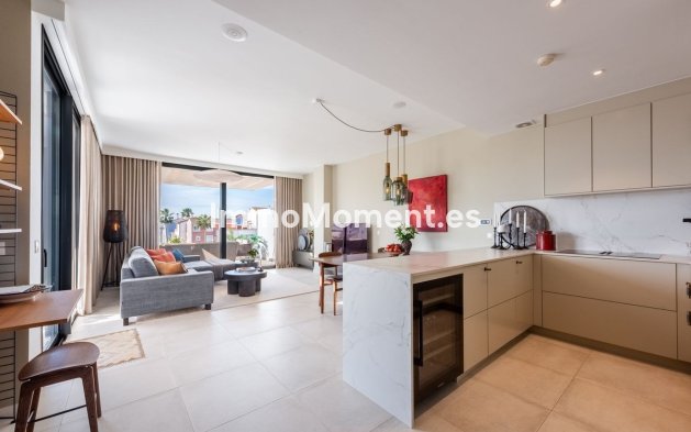 Wiederverkauf - Wohnung - New Golden Mile