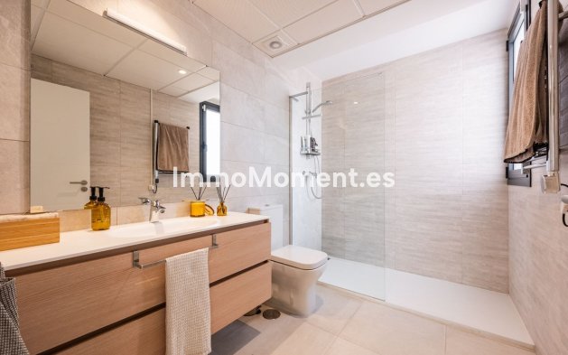 Wiederverkauf - Wohnung - New Golden Mile