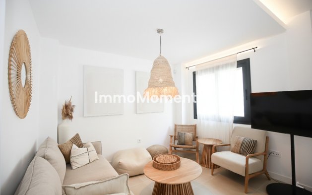 Revente - Maison mitoyenne - Estepona  - Estepona Centro