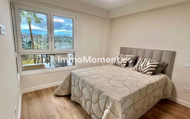 Revente - Appartement - Marbella - Nueva Andalucía