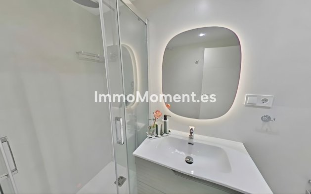 Revente - Appartement - Marbella - Nueva Andalucía