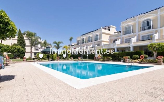 Wiederverkauf - Wohnung - Marbella - Nueva Andalucía