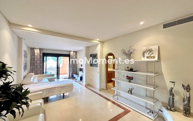 Wiederverkauf - Wohnung - Marbella - Puerto Banús