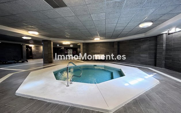 Wiederverkauf - Wohnung - Marbella - Puerto Banús