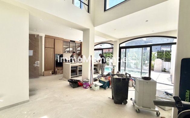 Resale - Villa - Marbella - San Pedro de Alcántara