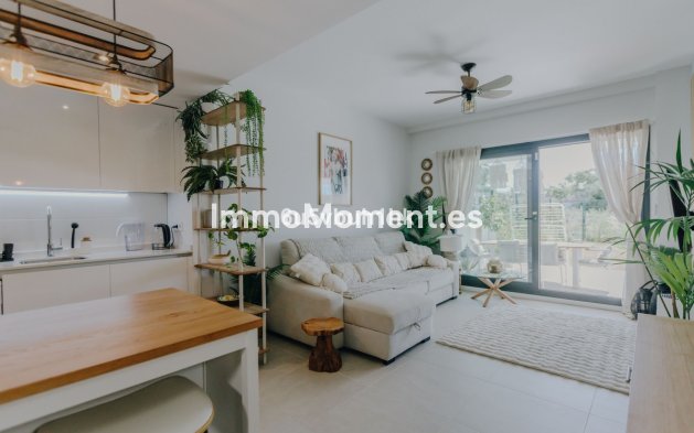 Wiederverkauf - Wohnung - Estepona  - Estepona Centro