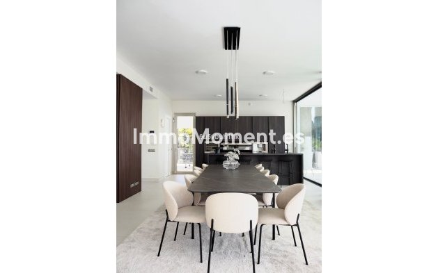 Revente - Villa - Benalmadena - Benalmadena Centro