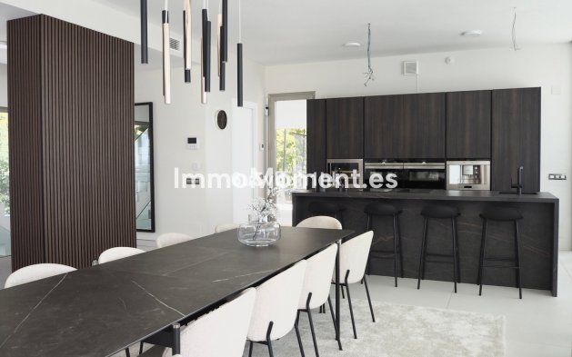 Revente - Villa - Benalmadena - Benalmadena Centro