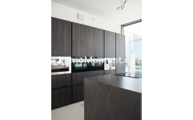 Revente - Villa - Benalmadena - Benalmadena Centro