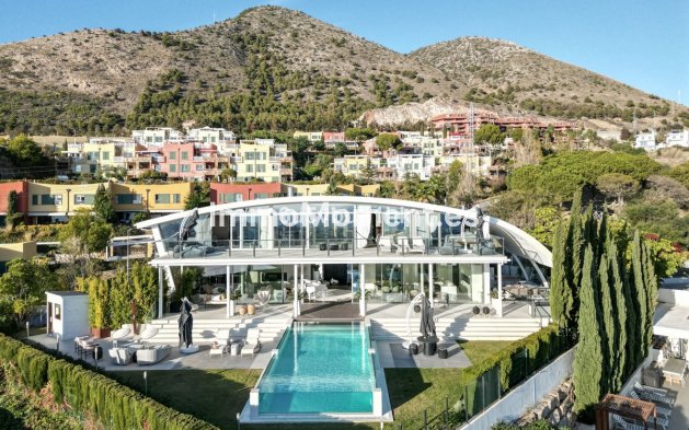 Revente - Villa - Benalmadena - Benalmadena Centro