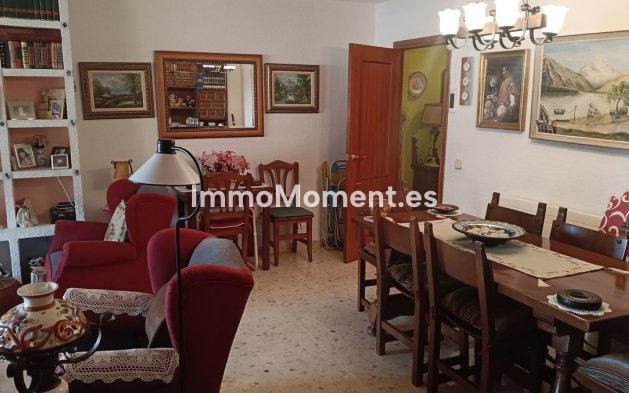 Resale - Apartment - Fuengirola - Fuengirola Centro