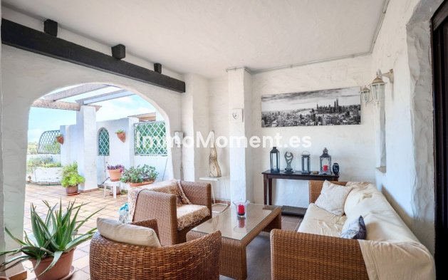 Resale - Apartment - Marbella - Río Real