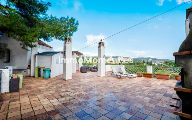 Resale - Apartment - Marbella - Río Real