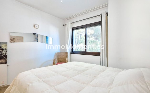 Resale - Apartment - Marbella - Río Real