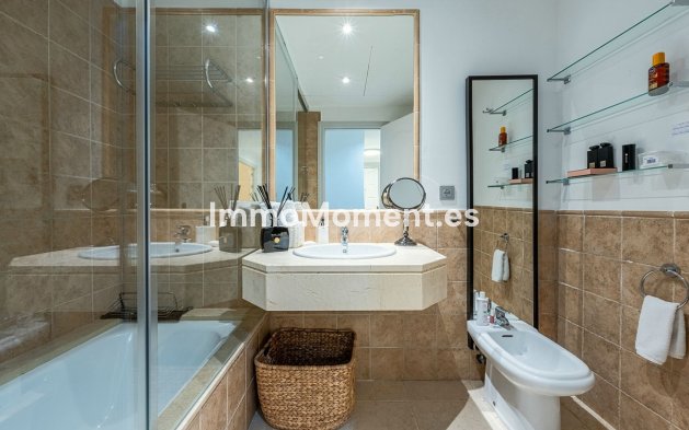 Wiederverkauf - Wohnung - Estepona  - Estepona Centro