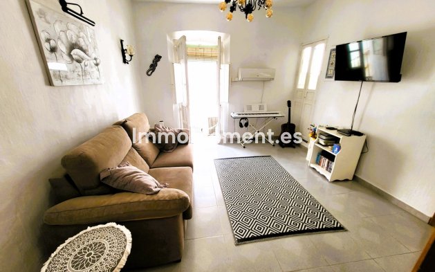 Wiederverkauf - Wohnung - Estepona  - Estepona Centro