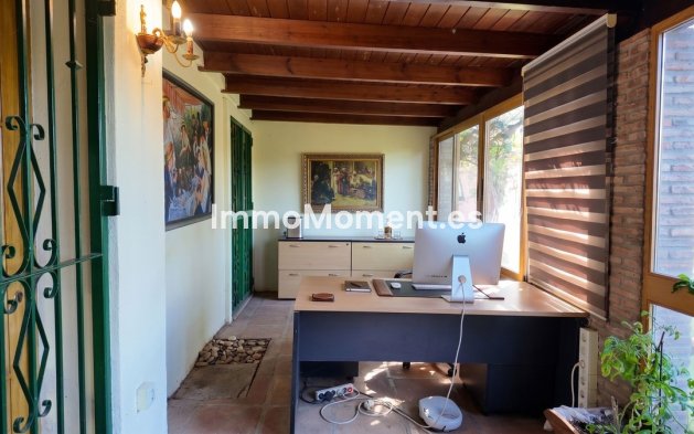 Revente - Villa - Estepona  - Estepona Centro