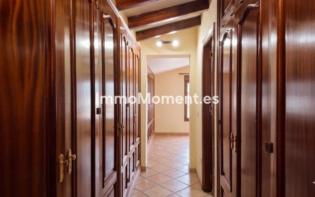 Revente - Villa - Estepona  - Estepona Centro