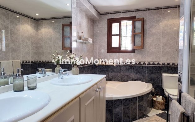 Revente - Villa - Estepona  - Estepona Centro